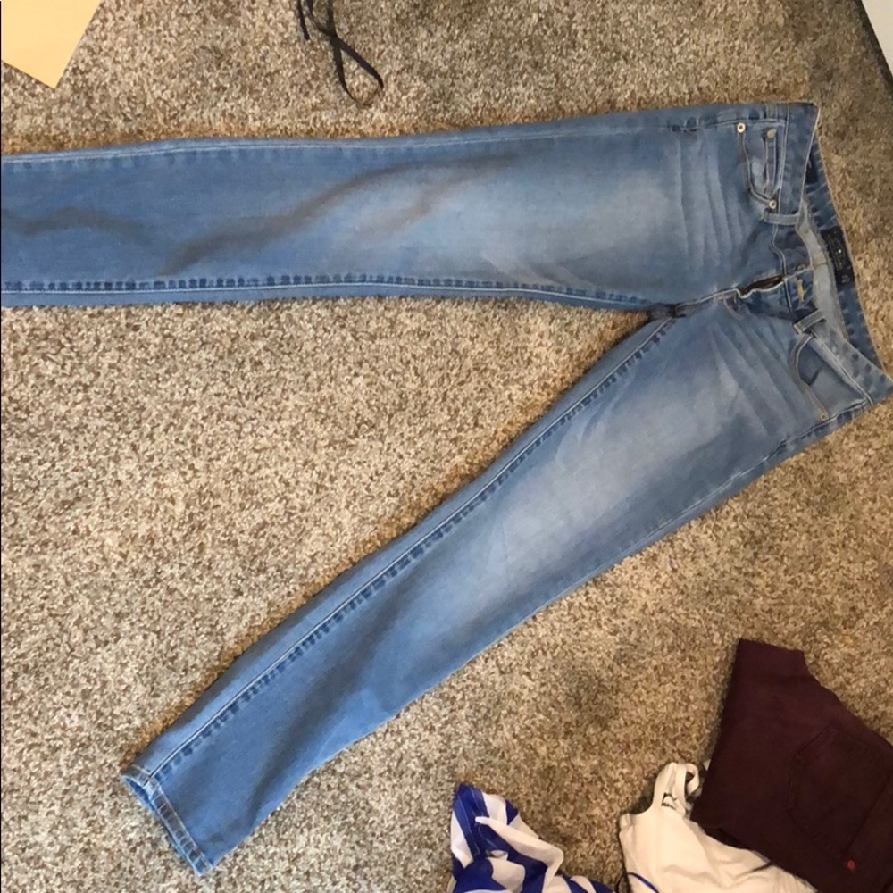 Lucky jeans